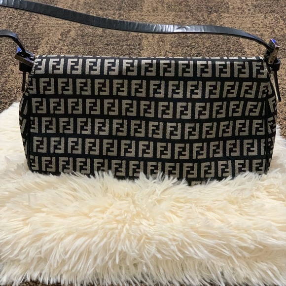 FENDI bag - Picture 12 of 14